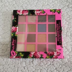 New Luv Betsy by Betsey Johnson Eye Shadow Palette